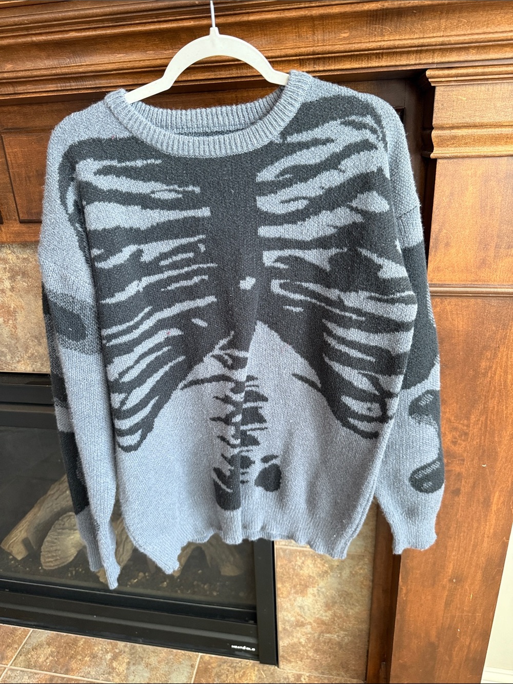 Gray skeleton rib cage sweater steampunk grunge Halloween goth est L
